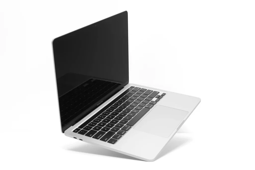 Excellent condition MacBook — barely any signs of use